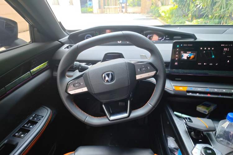 Used CHANGAN UNI-V 2023 1.5T Prestige Model Steering Wheel