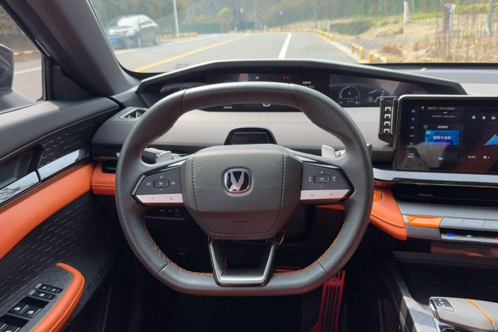 Used CHANGAN UNI-V 2023 1.5T Sport Edition Steering Wheel