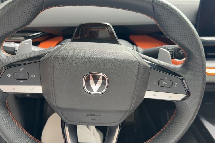 Used CHANGAN UNI-V 2023 1.5T Sport Edition Steering Wheel