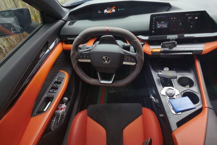 Used CHANGAN UNI-V 2023 1.5T Sport Edition Steering Wheel