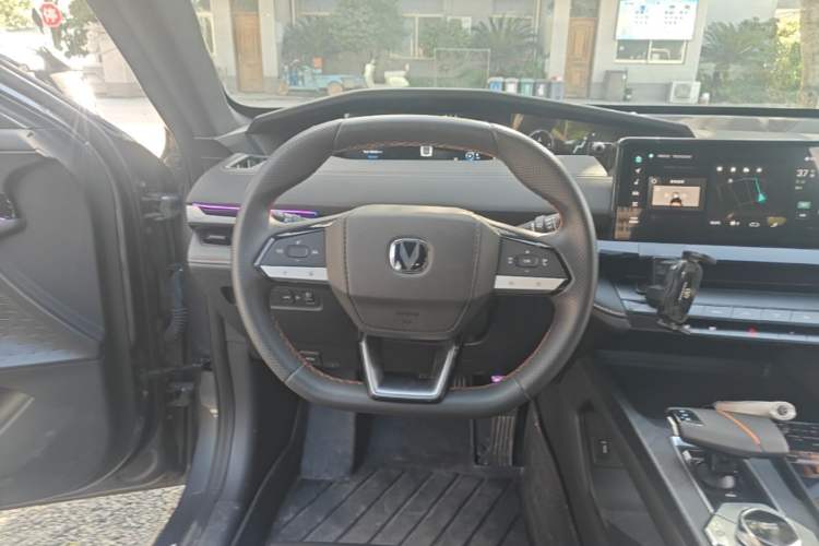 Used CHANGAN UNI-V 2023 1.5T Premium Model Steering Wheel