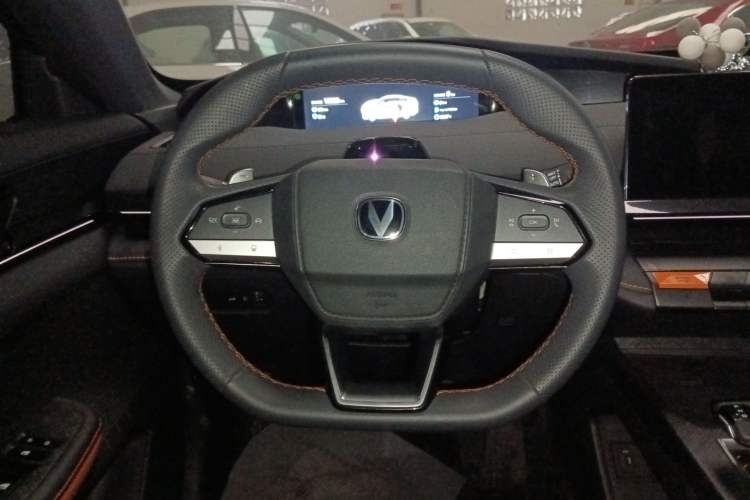 Used CHANGAN UNI-V 2023 1.5T Prestige Model Steering Wheel