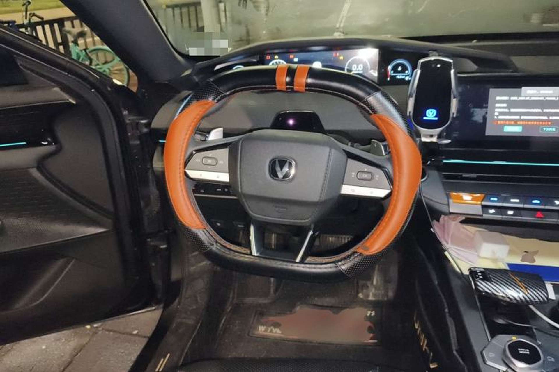 Used CHANGAN UNI-V 2023 1.5T Prestige Model Steering Wheel