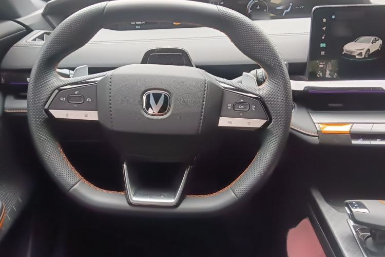 Used CHANGAN UNI-V 2023 1.5T Prestige Model Steering Wheel