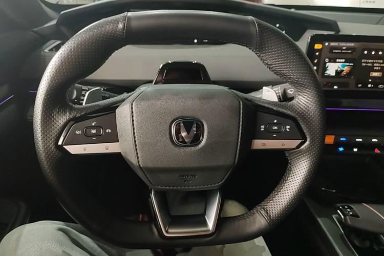 Used CHANGAN UNI-V 2023 1.5T Prestige Model Steering Wheel