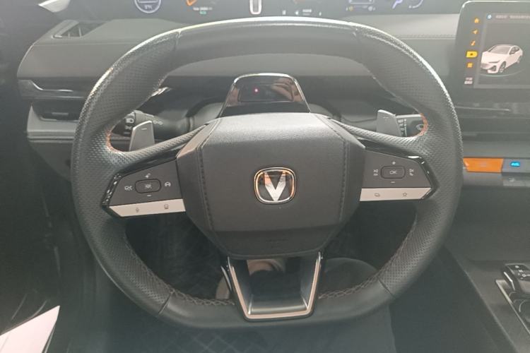 Used CHANGAN UNI-V 2023 1.5T Prestige Model Steering Wheel