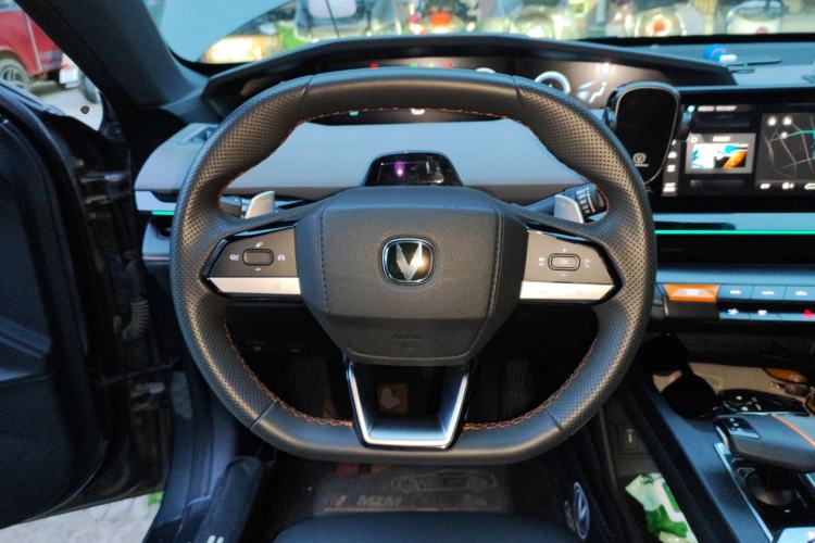 Used CHANGAN UNI-V 2023 1.5T Prestige Model Steering Wheel