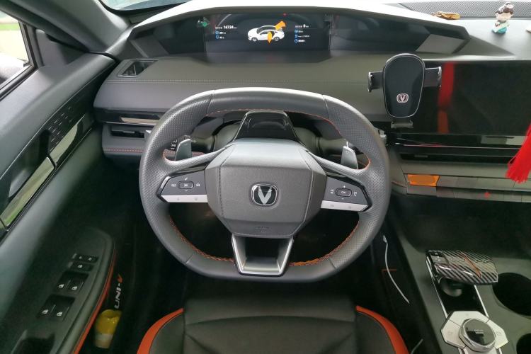 Used CHANGAN UNI-V 2023 1.5T Prestige Model Steering Wheel