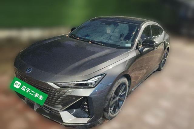 Used CHANGAN UNI-V 2023 1.5T Prestige Model