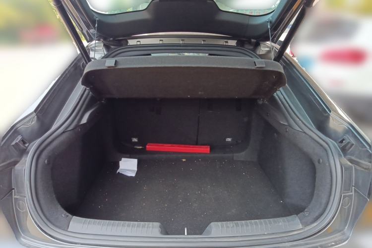 Used CHANGAN UNI-V 2023 1.5T Prestige Model Trunk