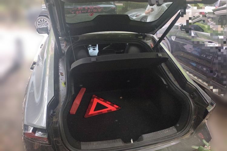 Used CHANGAN UNI-V 2023 1.5T Prestige Model Trunk
