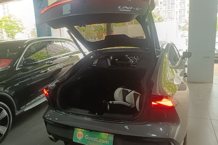 Used CHANGAN UNI-V 2023 1.5T Prestige Model Trunk