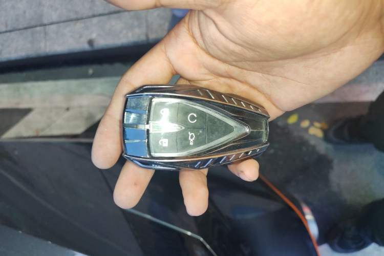 Used CHANGAN UNI-V 2023 1.5T Sport Edition Vehicle Key
