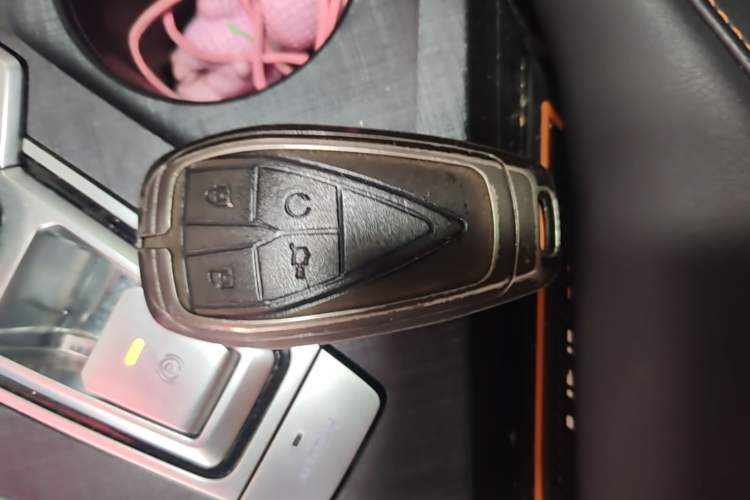 Used CHANGAN UNI-V 2023 1.5T Prestige Model Vehicle Key