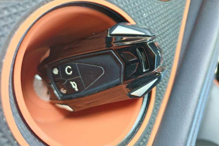 Used CHANGAN UNI-V 2023 1.5T Prestige Model Vehicle Key