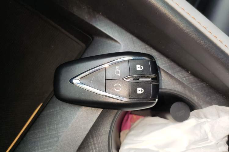 Used CHANGAN UNI-V 2023 1.5T Prestige Model Vehicle Key
