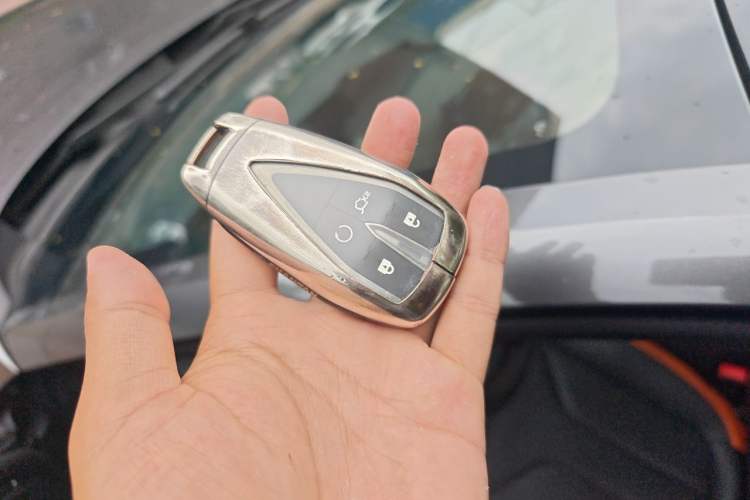 Used CHANGAN UNI-V 2023 1.5T Prestige Model Vehicle Key