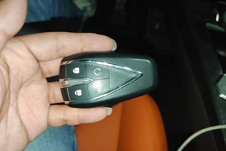 Used CHANGAN UNI-V 2023 1.5T Sport Edition Vehicle Key