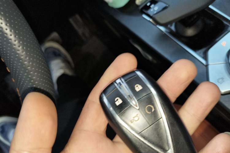 Used CHANGAN UNI-V 2023 1.5T Sport Edition Vehicle Key
