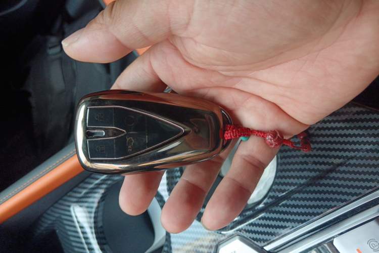 Used CHANGAN UNI-V 2023 1.5T Sport Edition Vehicle Key