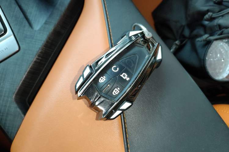 Used CHANGAN UNI-V 2023 1.5T Sport Edition Vehicle Key