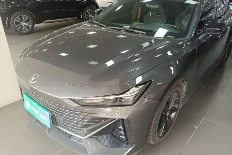 Used CHANGAN UNI-V 2023 1.5T Prestige Model Guazi used car, China used car export, Used car for sale, Used  cars, Cheapest cars for sale