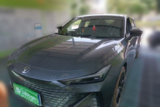 Used CHANGAN UNI-V 2023 1.5T Prestige Model