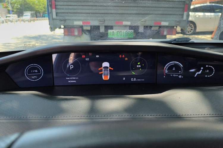 Used CHANGAN UNI-V 2023 1.5T Sport Edition Instrument Cluster