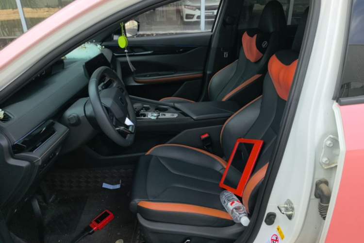 Used CHANGAN UNI-V 2023 1.5T Premium Model Left Front Seat