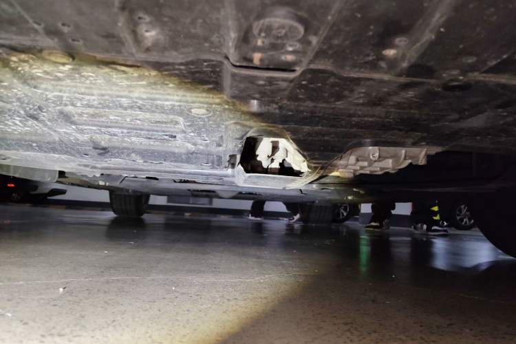 Used CHANGAN UNI-V 2023 1.5T Prestige Model Chassis Front