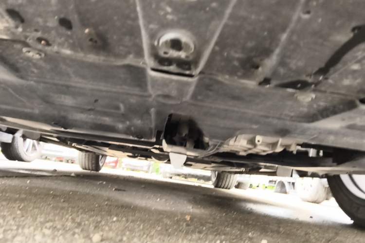 Used CHANGAN UNI-V 2023 1.5T Prestige Model Chassis Front