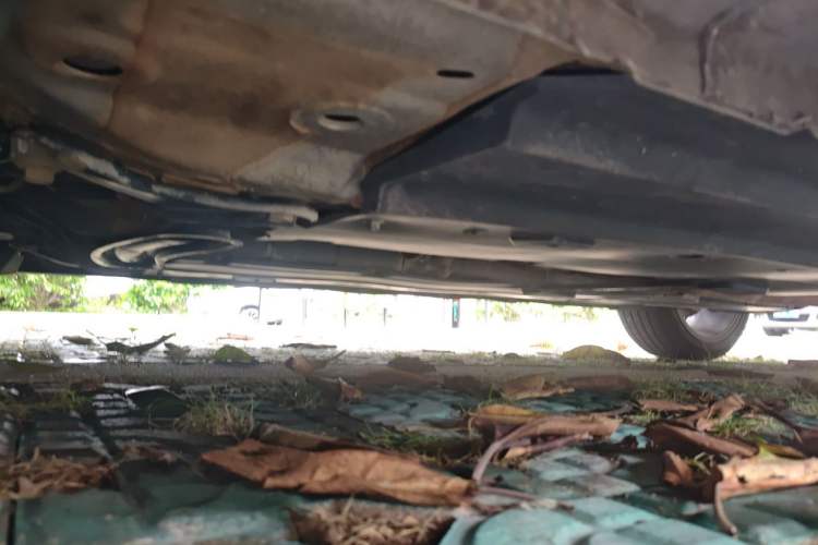 Used CHANGAN UNI-V 2023 1.5T Smart Navigation Version Chassis Front Left