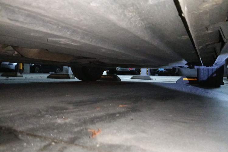 Used CHANGAN UNI-V 2023 1.5T Premium Model Chassis Front Left