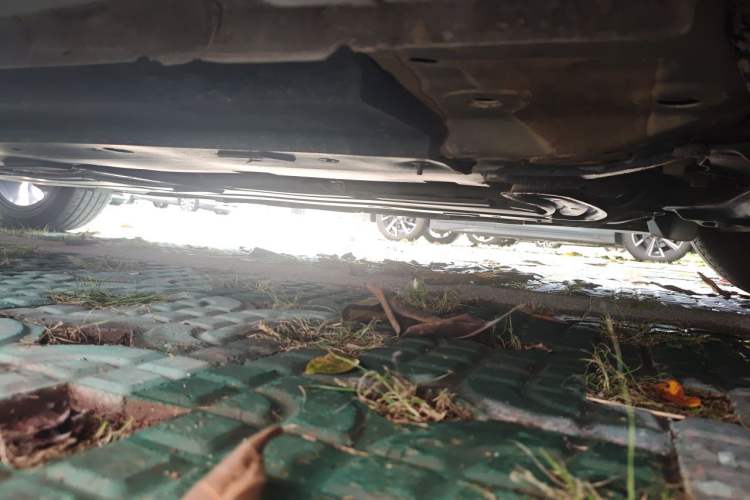 Used CHANGAN UNI-V 2023 1.5T Smart Navigation Version Chassis Front Right