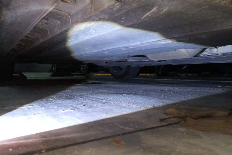 Used CHANGAN UNI-V 2023 1.5T Premium Model Chassis Front Right