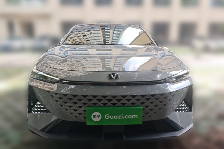 Used CHANGAN UNI-V 2023 1.5T Smart Navigation Version Front
