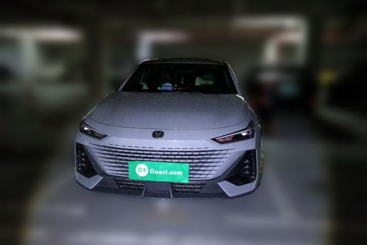 Used CHANGAN UNI-V 2023 1.5T Premium Model Front