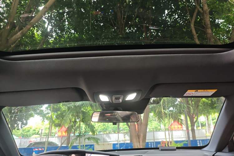 Used CHANGAN UNI-V 2023 1.5T Smart Navigation Version Headliner