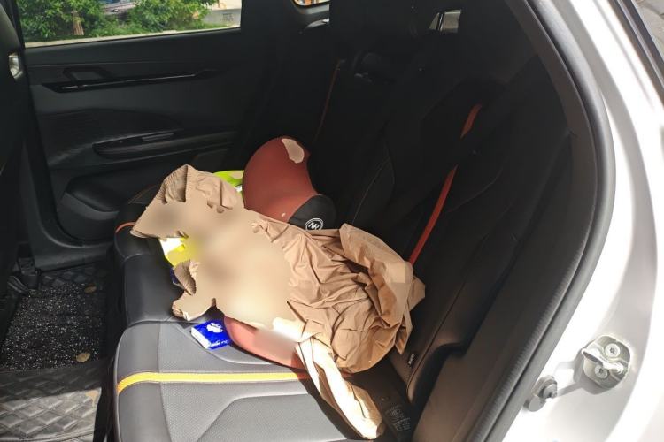 Used CHANGAN UNI-V 2023 1.5T Smart Navigation Version Left Rear Seat