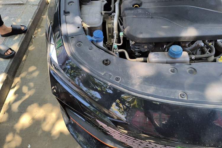 Used CHANGAN UNI-V 2023 1.5T Sport Edition Right Front Headlight