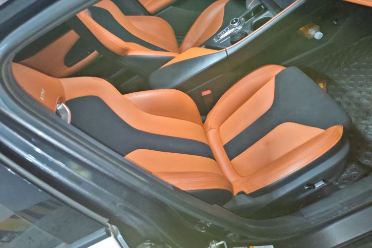 Used CHANGAN UNI-V 2023 2.0T Sport Edition Right Front Seat