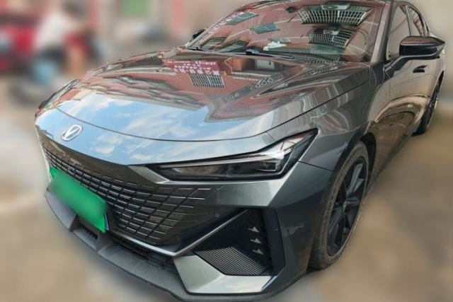 Used CHANGAN UNI-V 2023 1.5T Prestige Model