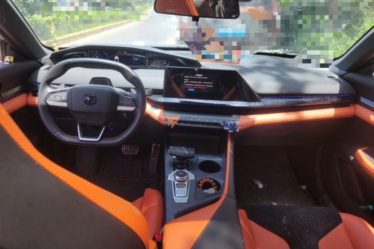 Used CHANGAN UNI-V 2023 1.5T Sport Edition Center Console