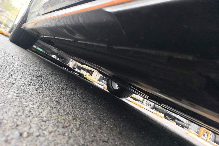 Used CHANGAN UNI-V 2023 1.5T Sport Edition Chassis Front Right