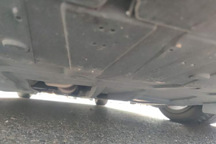 Used CHANGAN UNI-V 2023 2.0T Sport Edition Chassis Rear
