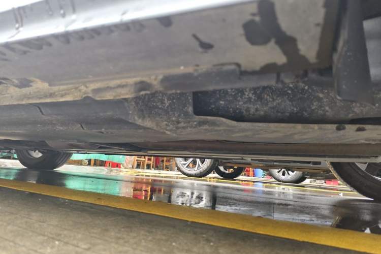 Used CHANGAN UNI-V 2023 1.5T Prestige Model Chassis Rear Left