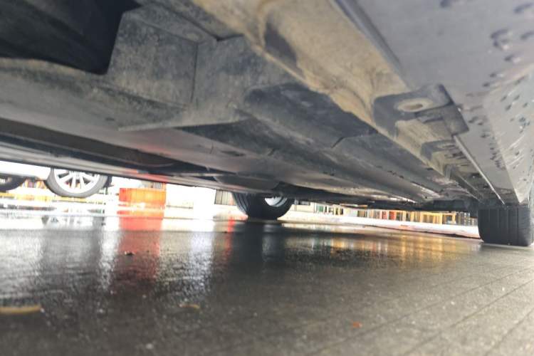 Used CHANGAN UNI-V 2023 1.5T Prestige Model Chassis Rear Right