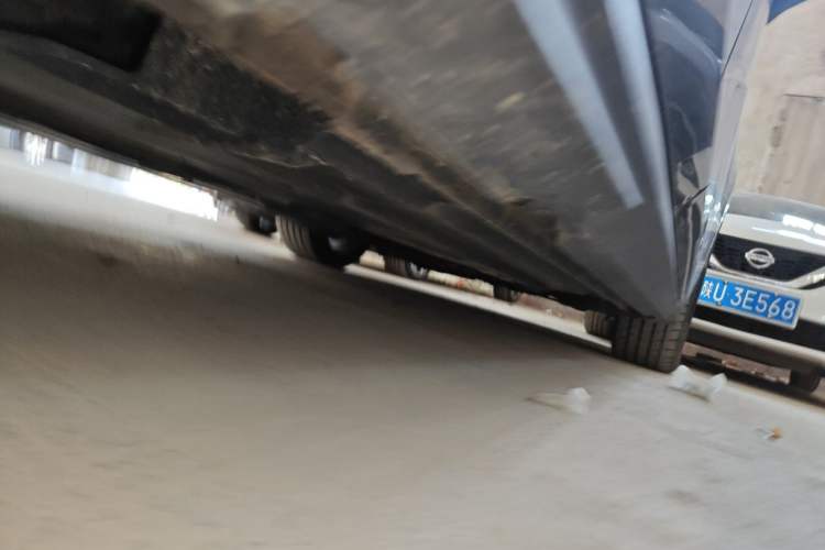 Used CHANGAN UNI-V 2023 1.5T Prestige Model Chassis Rear Right
