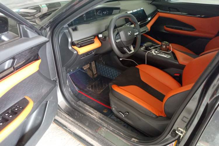 Used CHANGAN UNI-V 2023 1.5T Sport Edition Driver Seat
