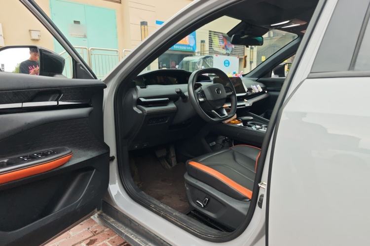 Used CHANGAN UNI-V 2023 1.5T Prestige Model Driver Seat